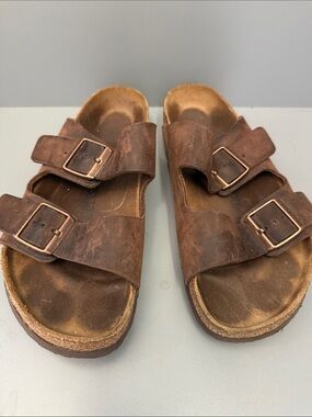 Birkenstock Brown Arizona Two-Strap Sandals with Metal Buckles Sz 10